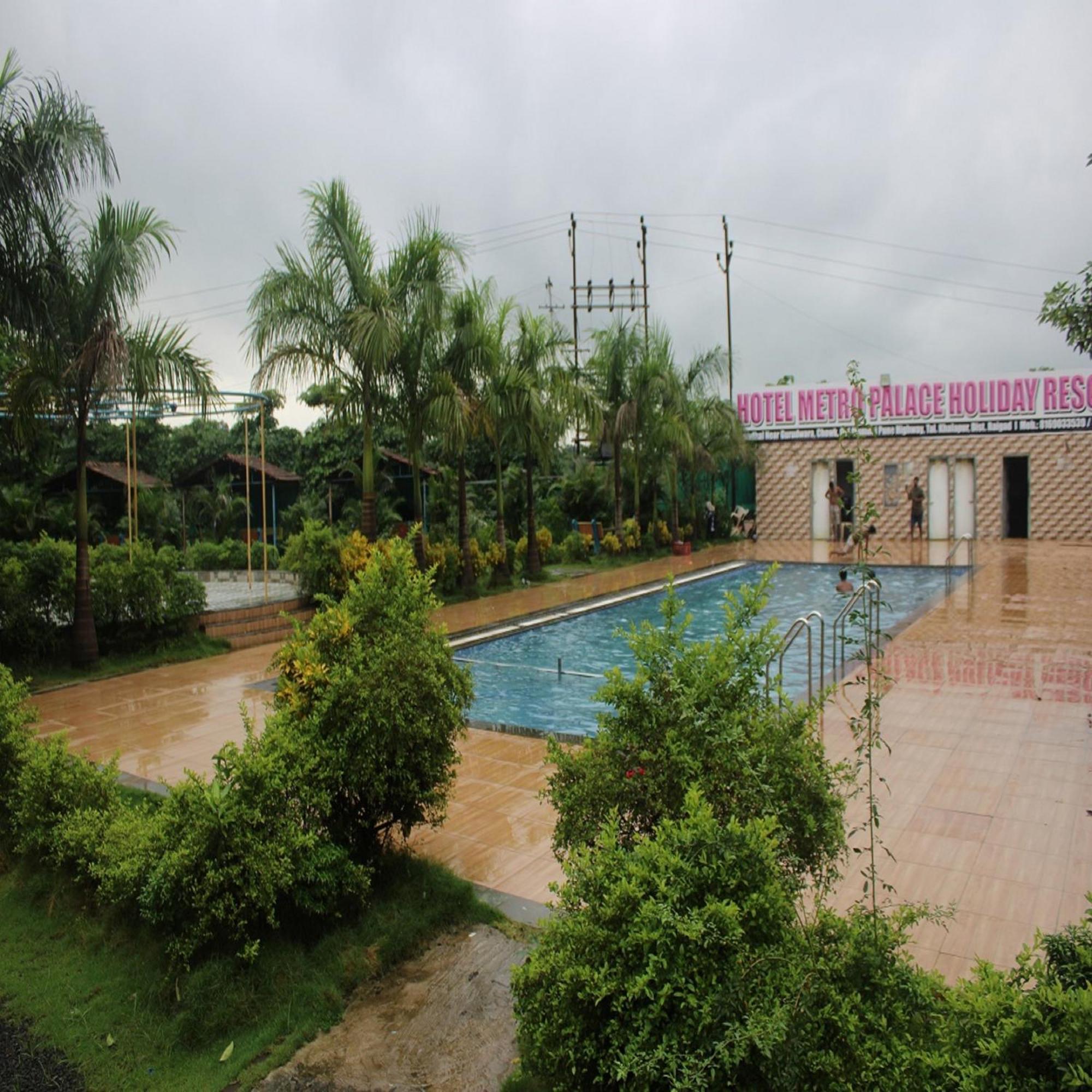 Hotel Metro Palace Resort Karjat Eksteriør bilde